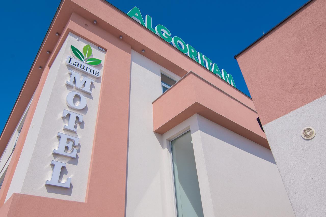 Laurus Motel Airport Tuzla Zivinice Kültér fotó